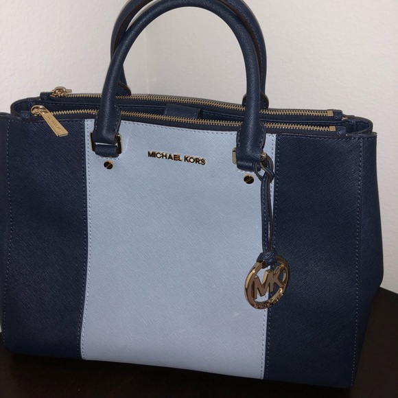 MICHEAL KORS BLUE TOTE BAG - Picture 2 of 5